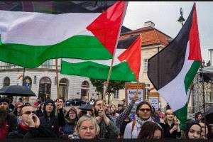 بولندا توقف وتحقق مع مندوبي أسلحة إسرائيليين