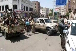 الحوثيون يعتقلون مواطنين في عمران وإب لمنع إحياء ذكرى ثورة 26 سبتمبر