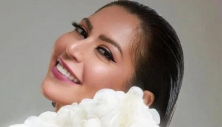 لقاء الخميسي تهدد بملاحقة المسيئين قانونيًا