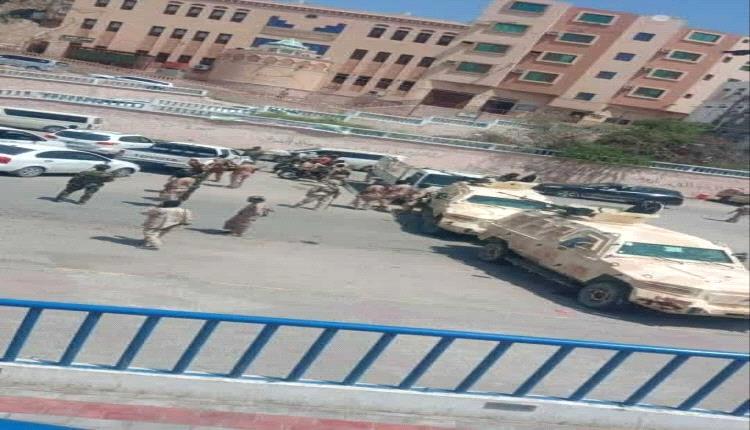 شلل في المكلا… قطع طرقات قبيل تظاهرة مرتقبة في حضرموت