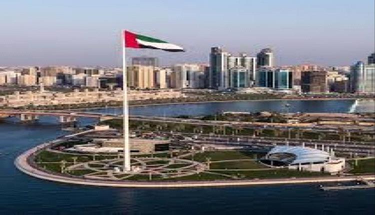 الإمارات تواجه حرائق بروج بعد اعتراض هجمات إيرانية"