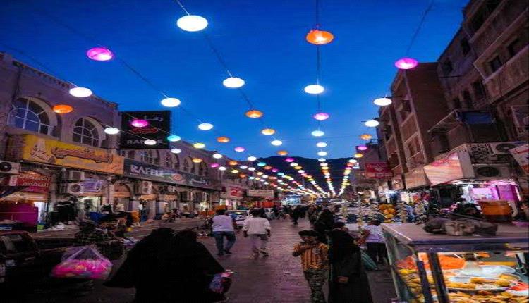 مطاردة فجرية في كورنيش الحمراء بعدن تنتهي بهءا الشيء