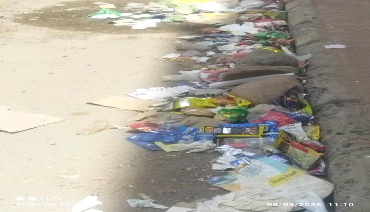 إنماء تحت أكوام القمامة: استياء السكان يزداد