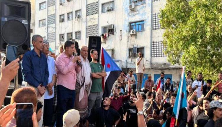 عدن: رفض الوصاية على حضرموت وتصعيد في الخطاب السياسي