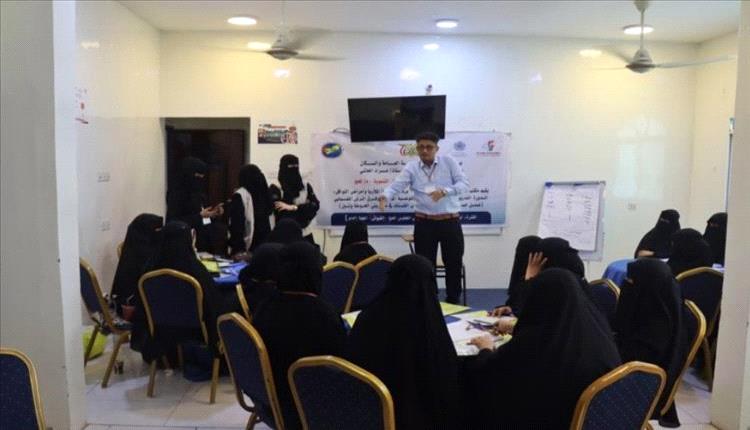 لحج تتحصن بالوعي: 60 متطوعًا في خط المواجهة ضد الملاريا وحمى الضنك