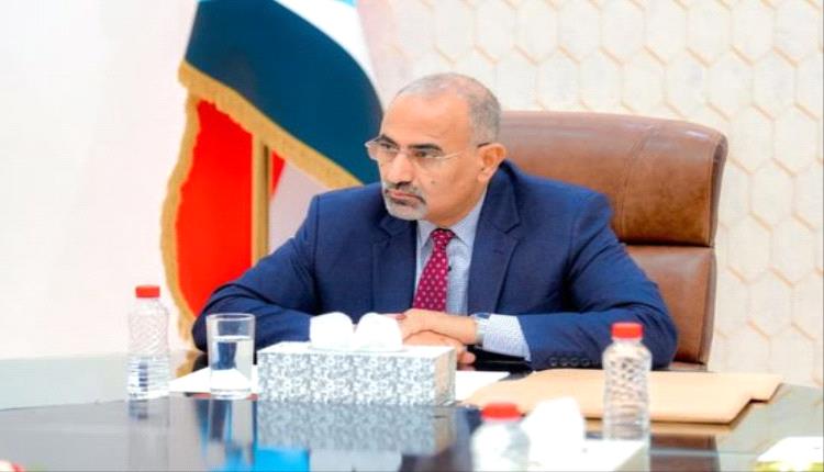 الـ«غائب الحاضر»… الزبيدي بين رمزية القيادة وتكثيف الحضور الشعبي