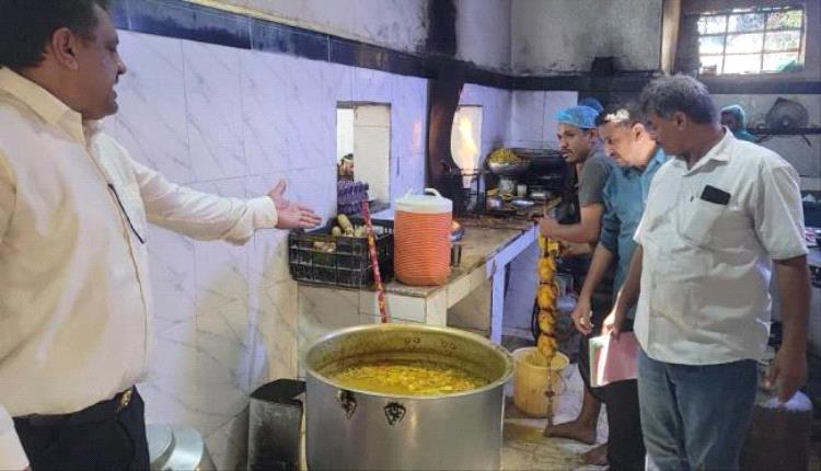 حملة تفتيش بالمنصورة لضبط مخالفات المطاعم والبوفيهات