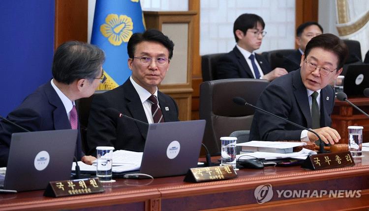 كوريا الجنوبية ترسل مبعوثا للجزائر وليبيا لتأمين مصادر إمداد بديلة وسط أزمة الشرق الأوسط