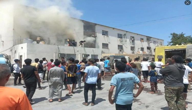 اندلاع حريق يلتهم منزلاً في خور مكسر بعدن 