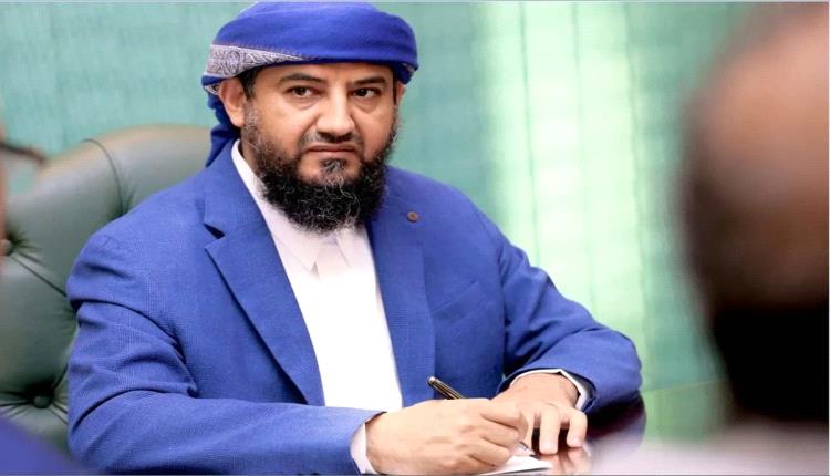 المحرمي يوجِّه بصرف مكرمة لأسر شهداء القوات الجنوبية في أحداث حضرموت