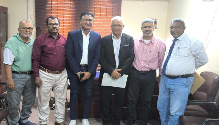 تسليم مهام مكتب الشباب والرياضة بعدن في أجواء ودية ومهنية