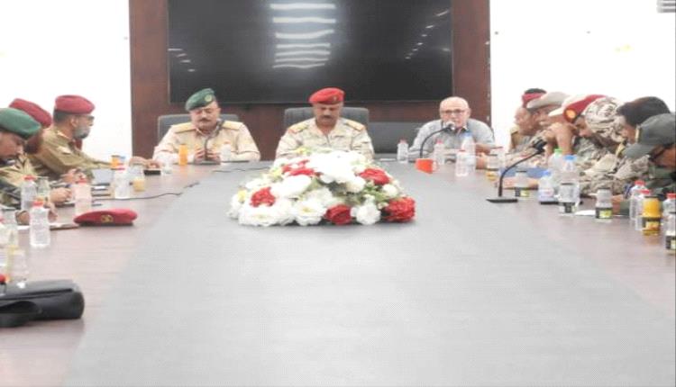 القوات البرية الجنوبية تحذر: توظيف الملف المعيشي لإرباك الجبهة الداخلية