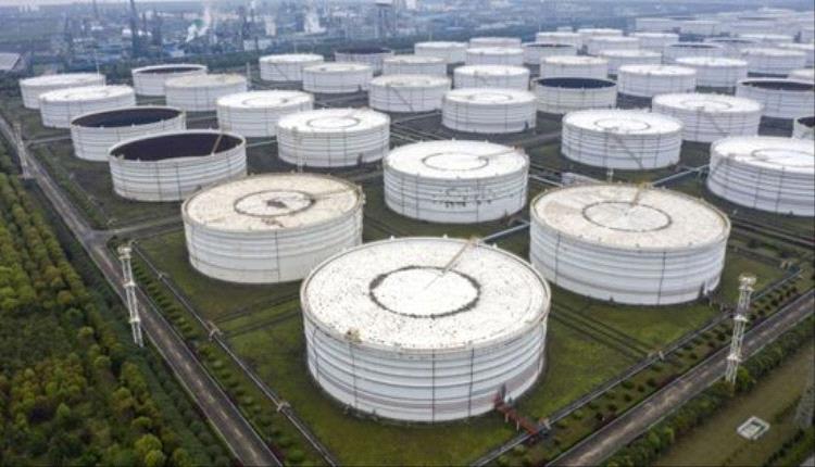  تلجأ للمخزون النفطي.. خطوة لاحتواء تداعيات أزمة الطاقة العالمية