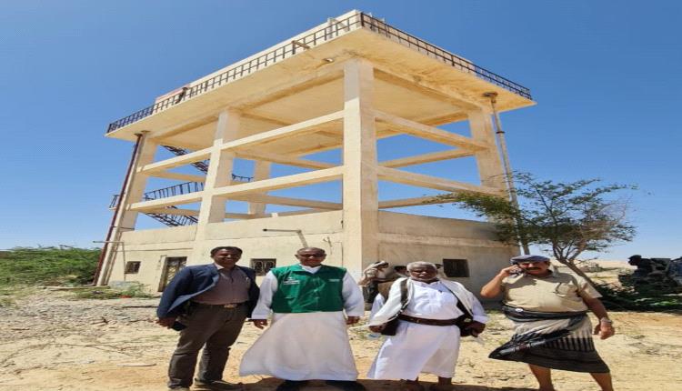 البرنامج السعودي للتنمية وإعمار اليمن يعتمد مشروع الطاقة الشمسية ومياه الريف بميفعة