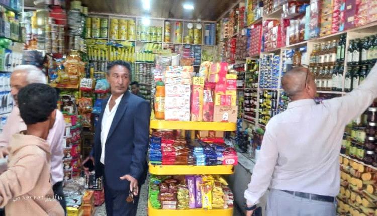 تعز: حملات رقابية تضبط مخالفات في المخابز وتحيل متلاعبين للنيابة