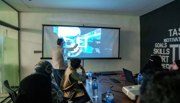 العاقل من عدن: إعادة تأهيل الإعلام أولوية، وحماية الأرشيف في صدارة المهام