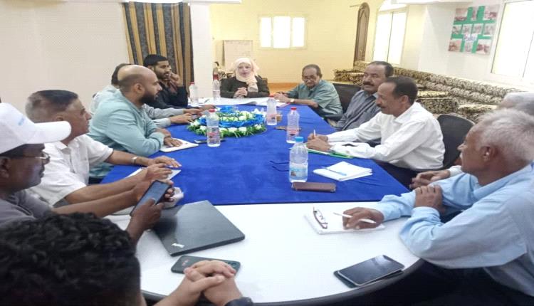 عدن: اللجنة الوطنية للألغام تبحث تعزيز التنسيق واستمرار العمل الإنساني رغم التحديات