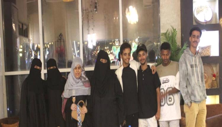 مؤسسة الكفيف العربي بعدن تبحث آليات إنشاء برامج حماية متخصصة للمكفوفين 