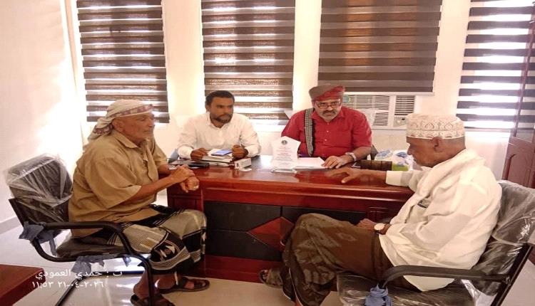 لقاء في عدن يناقش تفعيل دور لجان معالجة الثأر في حضرموت ولحج وتعزيز التنسيق الميداني