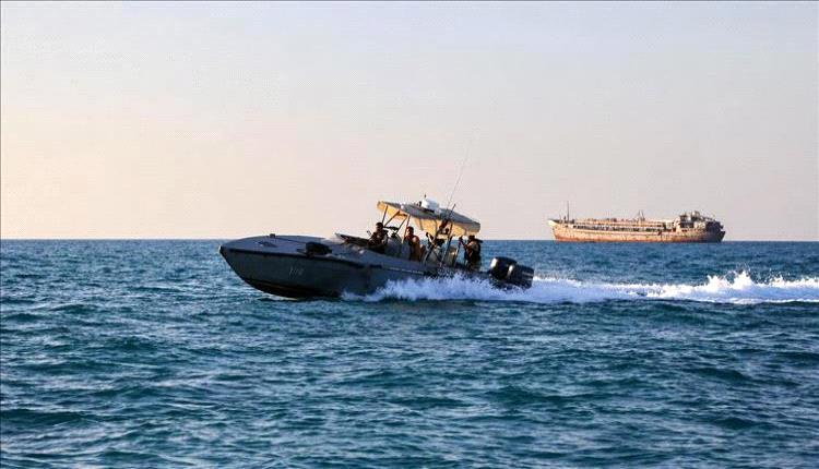 وفاة عدد من مرافقي قائد لواء حماية باب المندب إثر غرق زورق في جزيرة ميون 