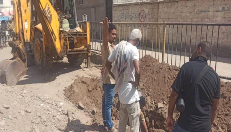 عدن.. أعمال صيانة وتطوير لتحسين ضخ المياه في صيرة