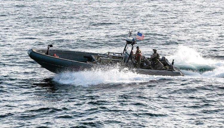 واشنطن تفرض عقوبات على 14 جهة مرتبطة بتسليح إيران