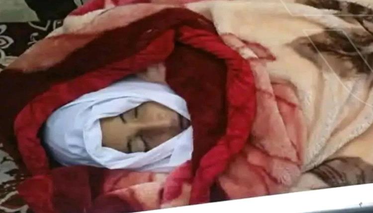 العثور على جثمان طفل في ظروف غامضة بمنطقة الشقب في تعز يثير مطالب بالتحقيق