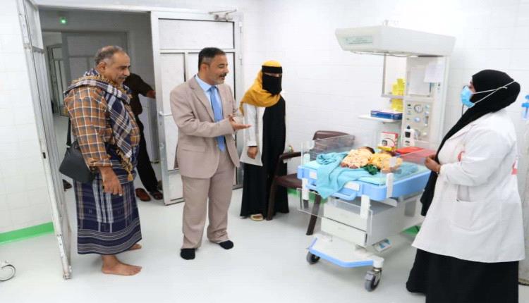 قيادة انتقالي أبين تتفقد مستوى الخدمات الطبية في مستشفى الرازي العام