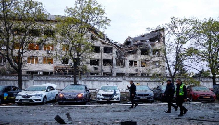 مقتل 7 أشخاص وإصابة العشرات في هجوم روسي كبير على أوكرانيا