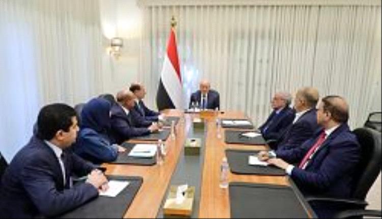 اجتماع بالعاصمة عدن يناقش أزمة وقود الطائرات