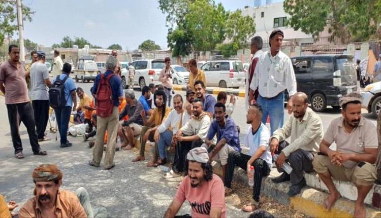 تصعيد مفتوح لجرحى وأسر الشهداء في أربع محافظات جنوبية احتجاجًا على تأخر الاستجابة لمطالبهم