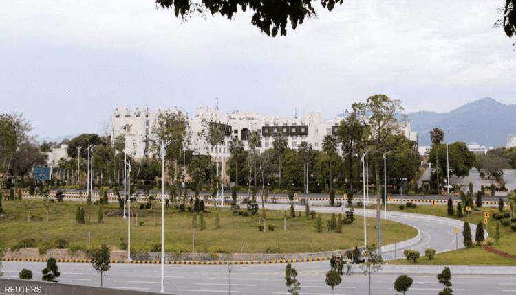 باكستان ترفع القيود الأمنية حول فندق مفاوضات إيران وأميركا