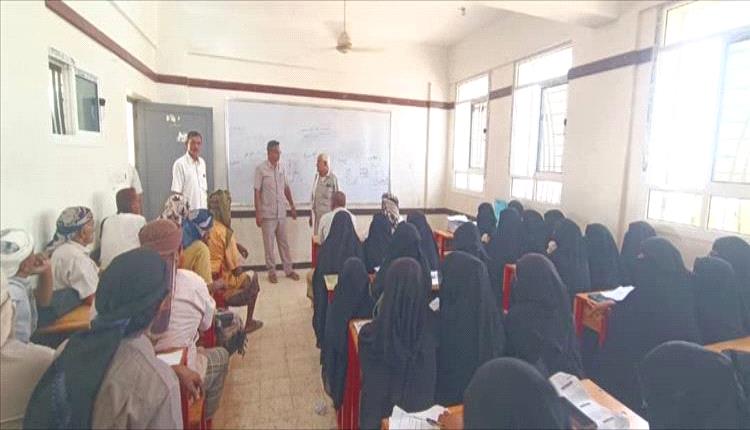 انطلاق المرحلة الثانية من تدريب المعلمين على اختبار "أيسر" في مديرية حيس بالحديدة