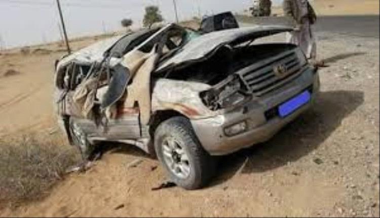 حادث مروع في لحج يودي بحياة تربويين إثر انقلاب سيارة في طريق جبلي