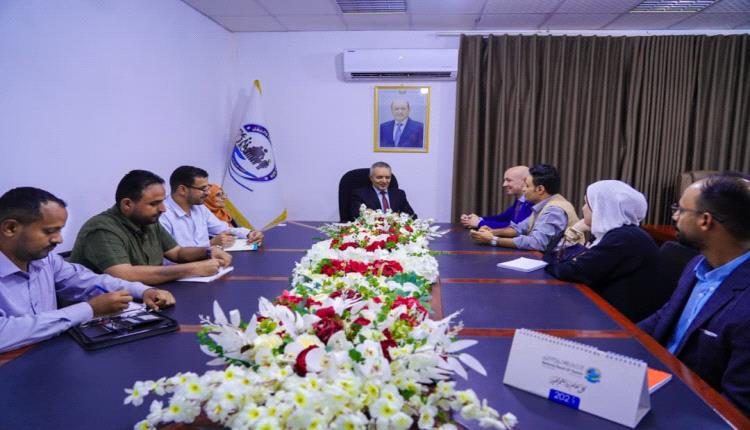 وزير الشؤون الاجتماعية والعمل يبحث مع صندوق الأمم المتحدة للسكان تعزيز التعاون المشترك 
