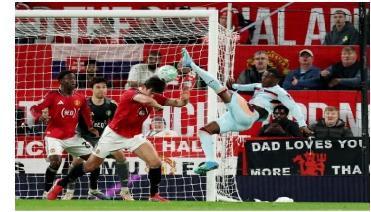 مانشستر يونايتد يقترب من دوري أبطال أوروبا بفوز على برينتفورد