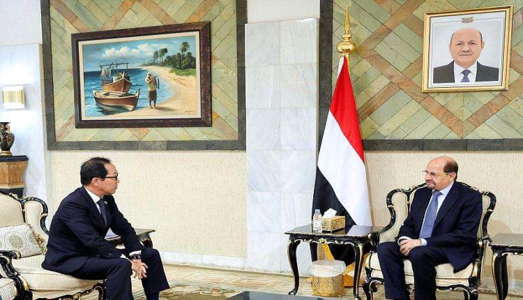 الزنداني يبحث مع السفير الياباني تعزيز التعاون ودعم جهود التنمية في البلاد