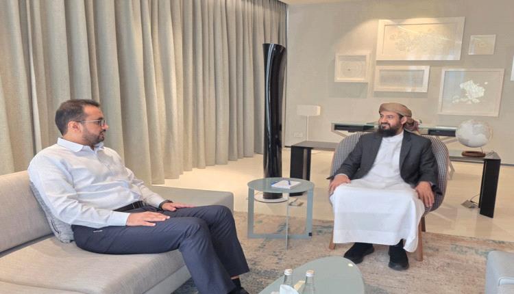 المحرّمي يوجّه بتسريع المعاملات وتعزيز الانضباط في الخدمة المدنية