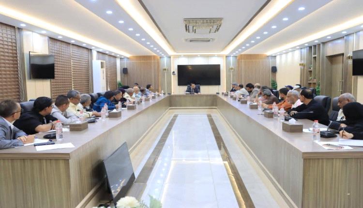 السقطري يطلق حزمة إصلاحات لتعزيز أداء وزارة الزراعة وتوظيف الدعم الدولي لدعم التعافي الاقتصادي
