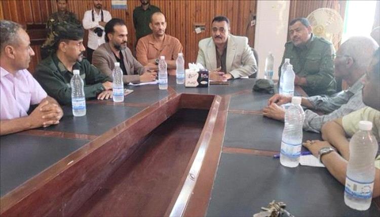 الداؤودي يوجه بمضاعفة الجهود وتحسين الخدمات وتعزيز الإيرادات في البريقة