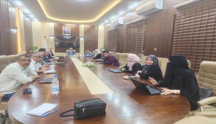 وزير الصحة يؤكد على ضرورة توسيع حملات التحصين