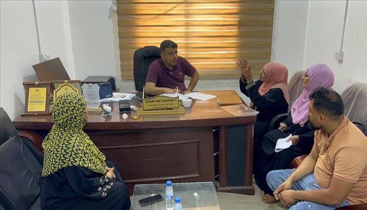 وكيل وزارة الصحة المساعد لقطاع السكان يناقش مشروع المسح الشامل للقابلات في القطاع الصحي