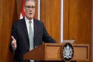 بريطانيا تجمع 35 دولة لضمان أمن مضيق هرمز