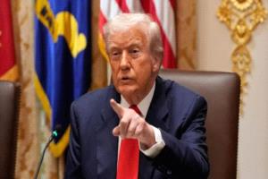 واشنطن تعيد تقييم التزاماتها تجاه الناتو وأوكرانيا وسط تصعيد مواقف ترامب