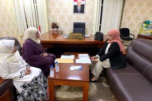 اجتماع في العاصمة عدن يبحث تعزيز التعاون بين الشؤون القانونية واللجنة الوطنية للمرأة