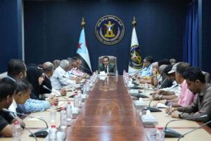 الحالمي يناقش تطوير الإعلام والثقافة ويؤكد تعزيز الأداء المؤسسي