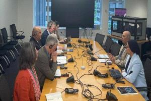 وزير المياه والبيئة يبحث مع المدير العالمي لقطاع المياه بالبنك الدولي استراتيجية الأمن المائي