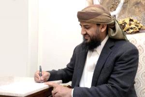 المحرمي يوجه بإعادة تنظيم أوضاع لواء بارشيد وكتيبة الدعم الأمني