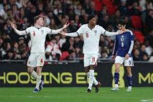 اليابان تتفوق على إنجلترا قبل المونديال