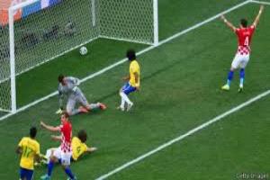 البرازيل تنتصر بثنائية متأخرة على كرواتيا استعدادًا للمونديال